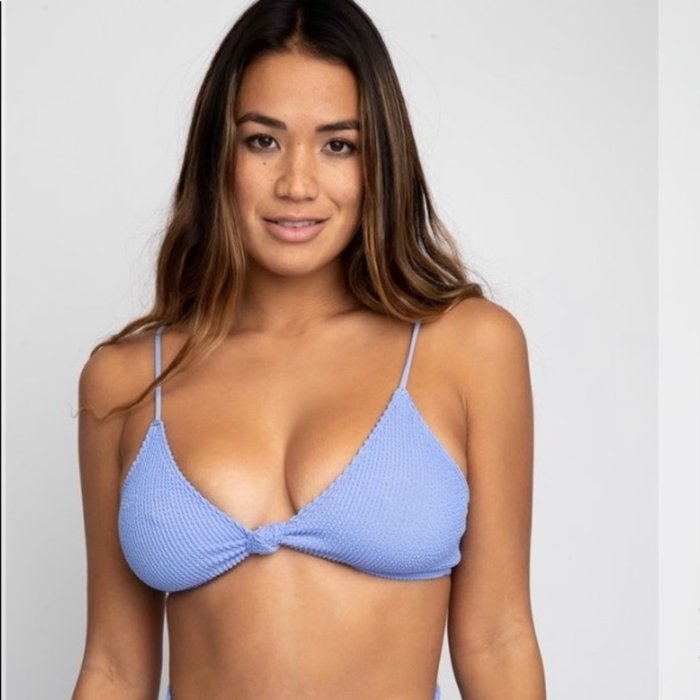 Skatie Bikini Top
